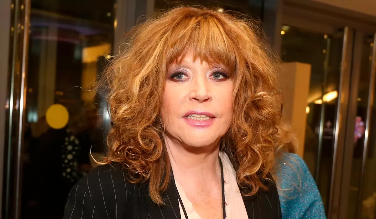 Barn arrangerade en Pugacheva som rör överraskning på 72-årsdagen: Video