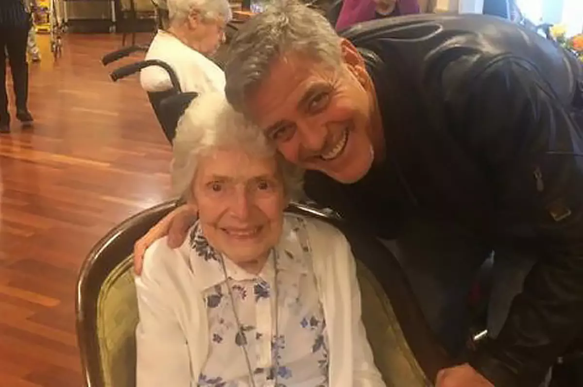 George Clooney arrangerte en overraskelse for en 87 år gammel fan