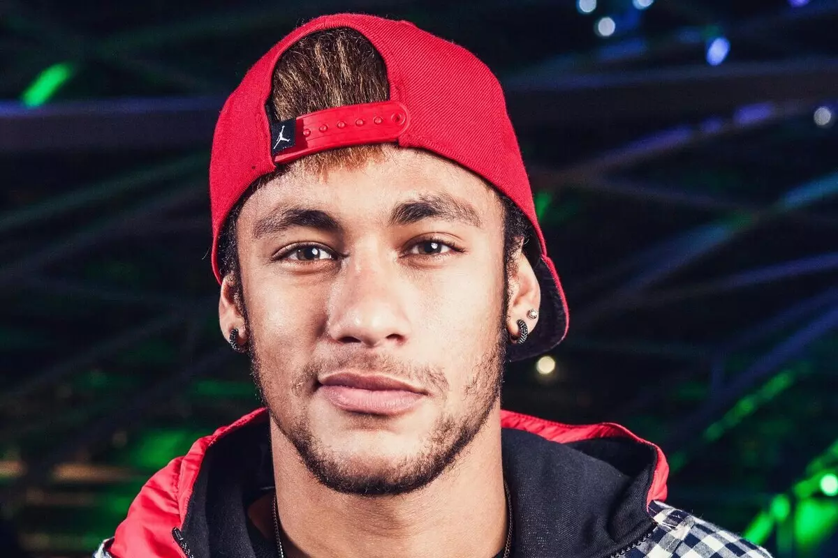 Cum NEYMAR a devenit un jucător de poker