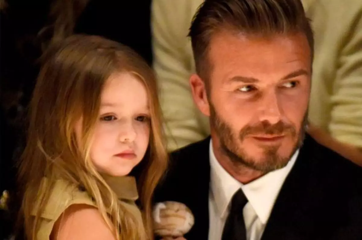 Beckham'ın ailəsi Buckingham Sarayında qızının ad günü qeyd etməsini tənqid etdi