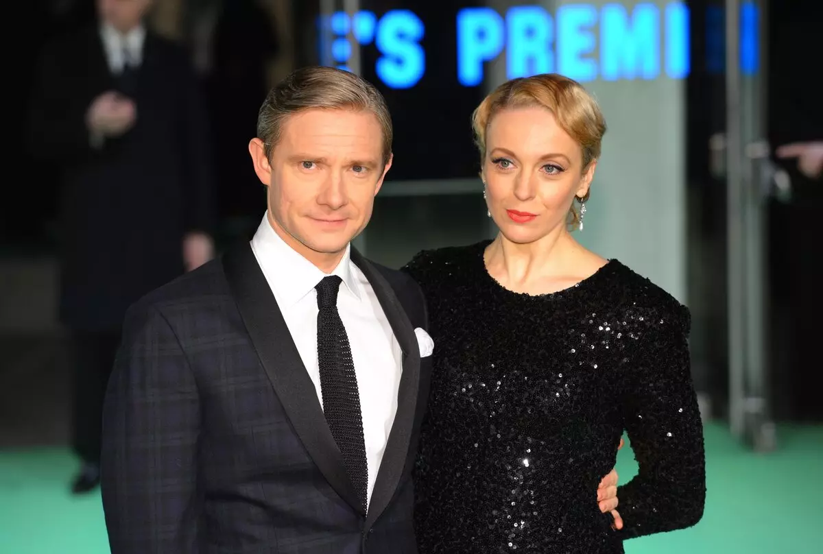 Niresaka momba ny "sivilizasiona" i Martin Freman niaraka tamin'i Amanda Abbington