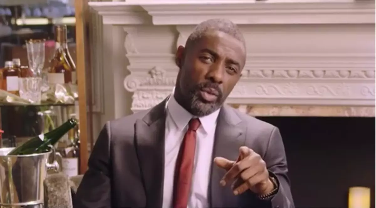 Idris elba auksion auksiona girmäge mümkinçilik berdi