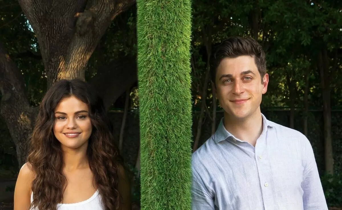 Selena Gómez y David Henry de "Wizards de Waverly Place" reunidos por anuncios