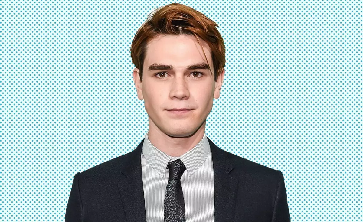 Korku çektim: "Riverdale" Kay Jay APA neredeyse gözlerini kaybetti