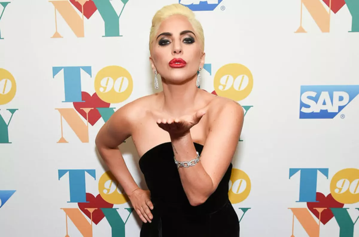 Lady Gaga je spremna postati samohrana majka