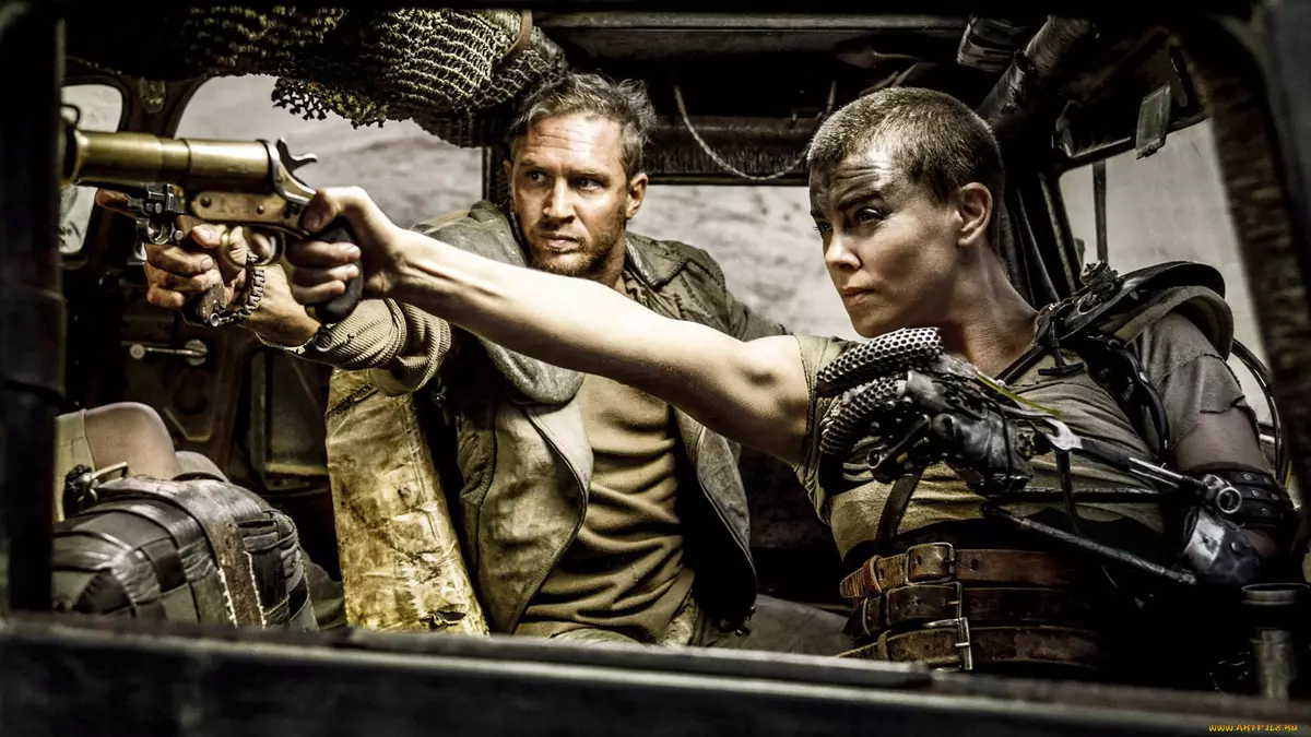 Cascader de "Mad Max" falou sobre o conflito de Tom Hardy e Charlize Theron