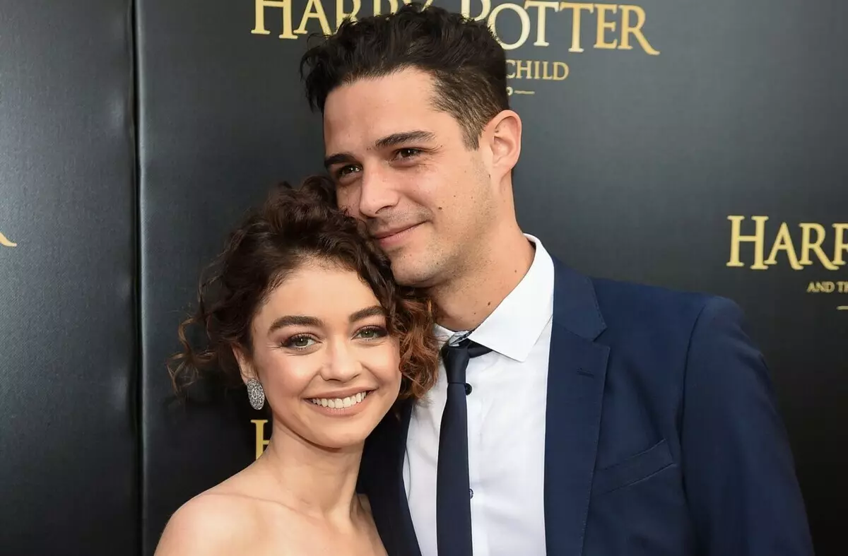 Žvaigždė "Amerikos šeima" Sarah Hyland pabudo su Wells Adams