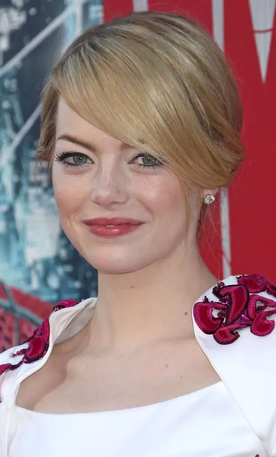 Emma Stone vai jogar no novo filme Cameron Crow