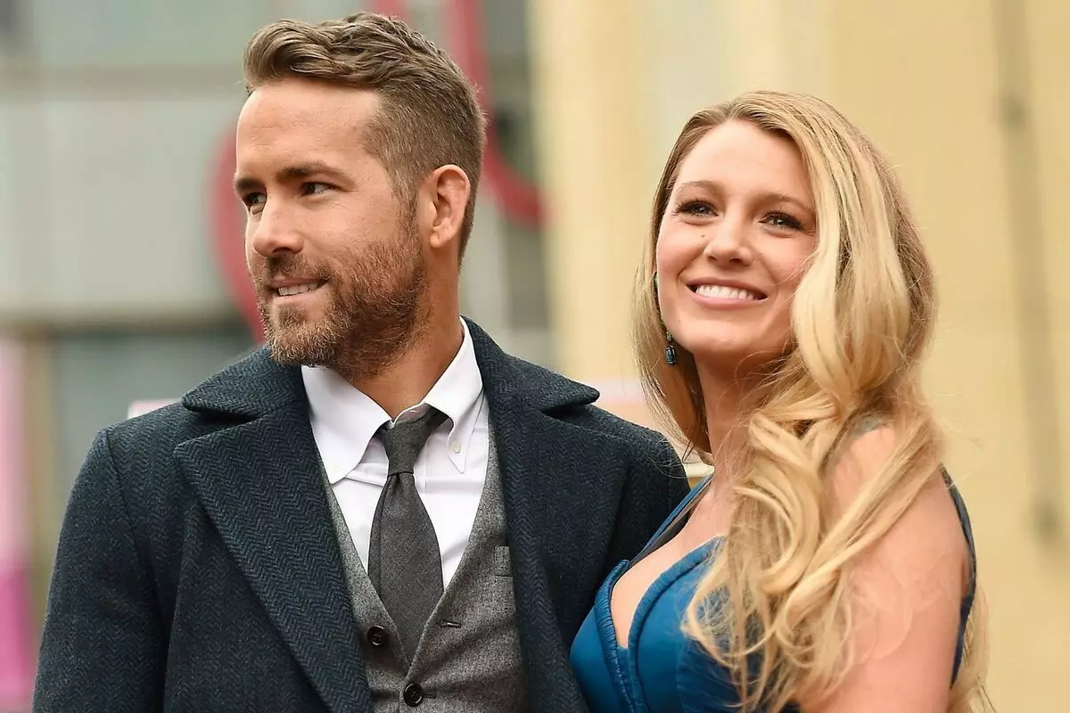 Blake het lewendig gereageer op die foto Ryan Reynolds in onderklere