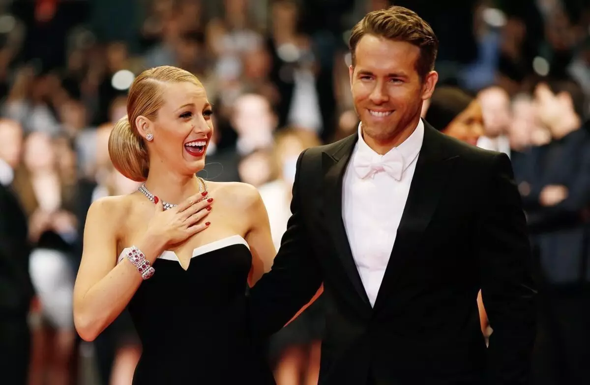 Ryan Reynolds sunyi shaidar ko ya kalli "Gristip" tare da Blake Lavli