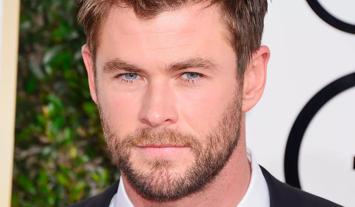 De Chris Hemsworth fänkt un "Torah ze schéissen: Léift an Donner" dës Woch