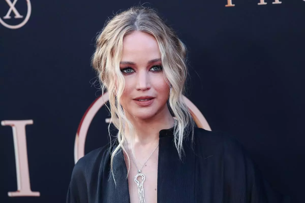 Jennifer Lawrence mun reyna að bjarga heiminum í nýju Comedy Netflix