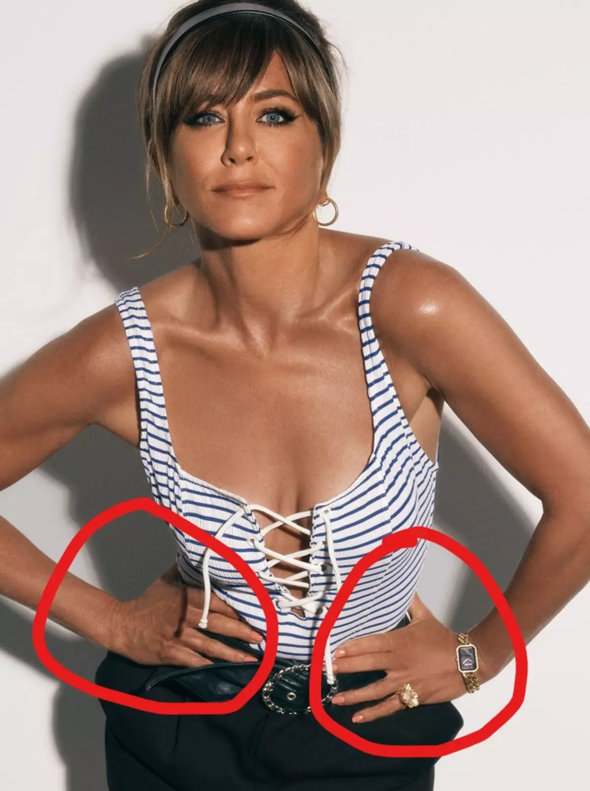 Walang pakialam? Ang pabalat ng isang pagtakpan sa Jennifer Aniston criticized para sa Photoshop at rasismo 86088_5