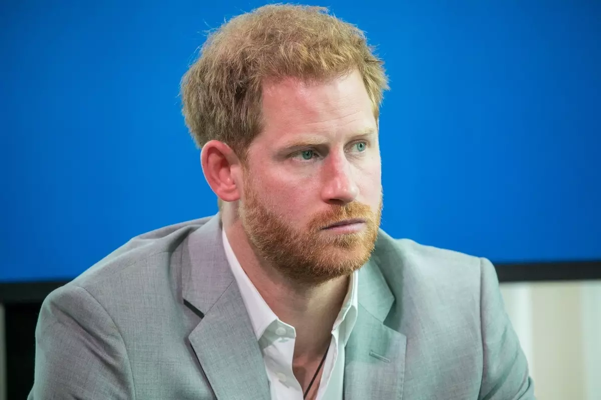 Instider: Prince Harry sabwerera ku England mu tsogolo lowonekeratu