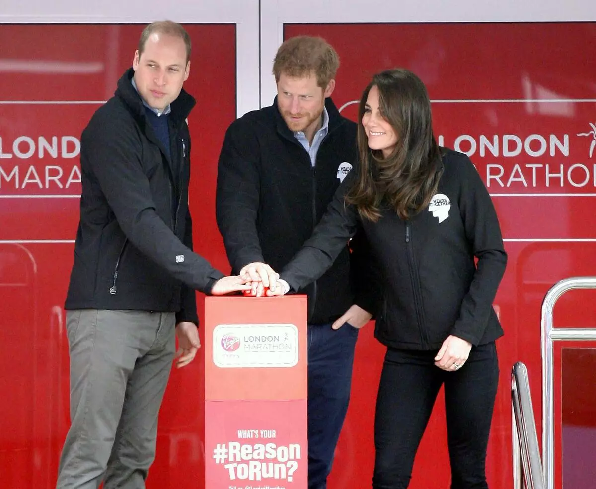 Insider: Pangeran Harry Angry Life dalam Bayangan Pangeran William dan Kate Middleton 94688_1