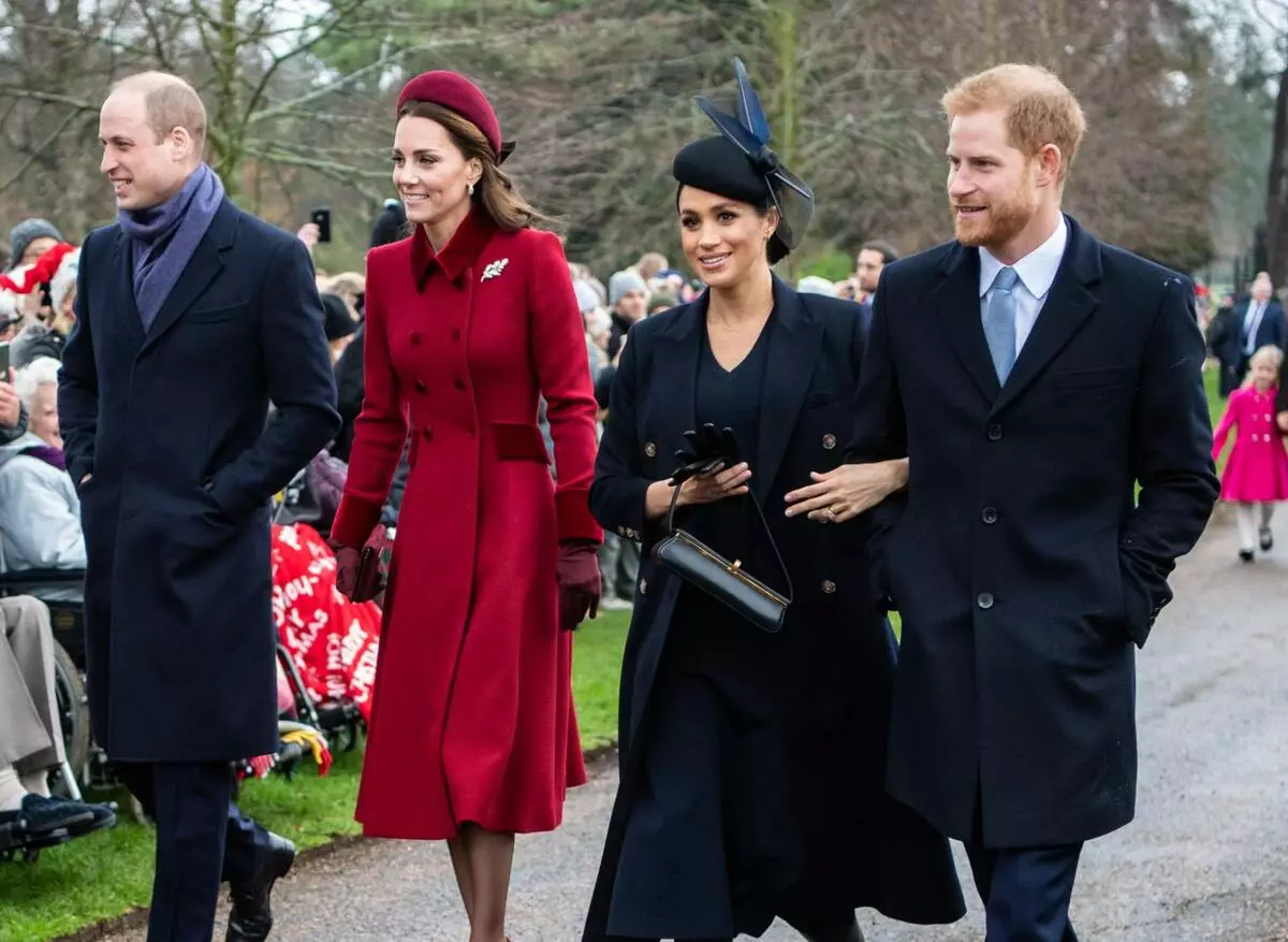 Insider: Prins Harry Angry Life in de schaduw van Prins William en Kate Middleton 94688_2