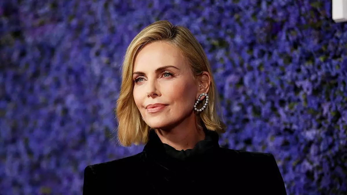 Charlize Theron erkände att lärande barn är mycket mer komplicerat än att agera i actionfilmer