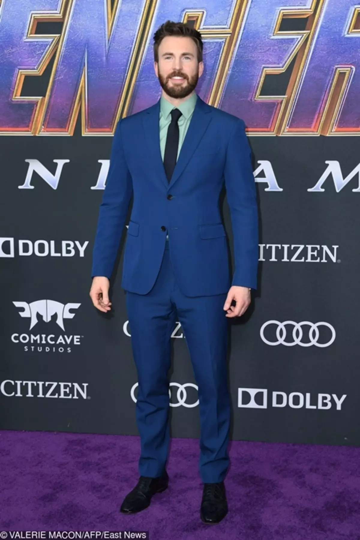 Robert Downey Jr., Chris Evans and other stars at the premiere of the film 