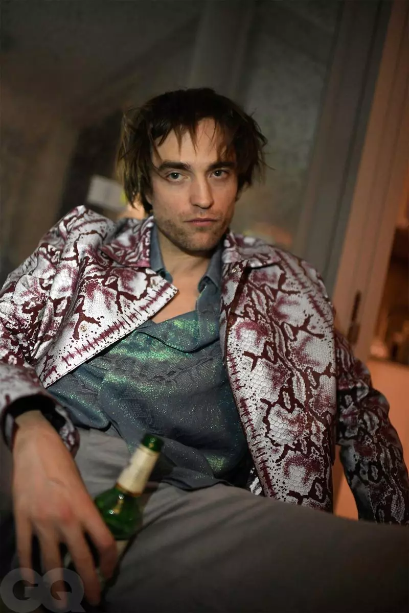 Labhair Robert Pattinson faoi bhlianta troma 