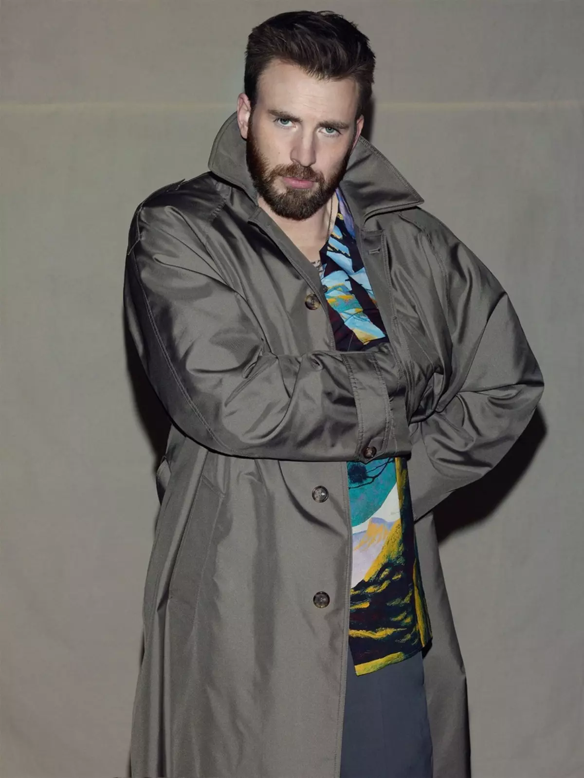 Chris Evans v nestandardni fotografiji Shoot za Esquire: 