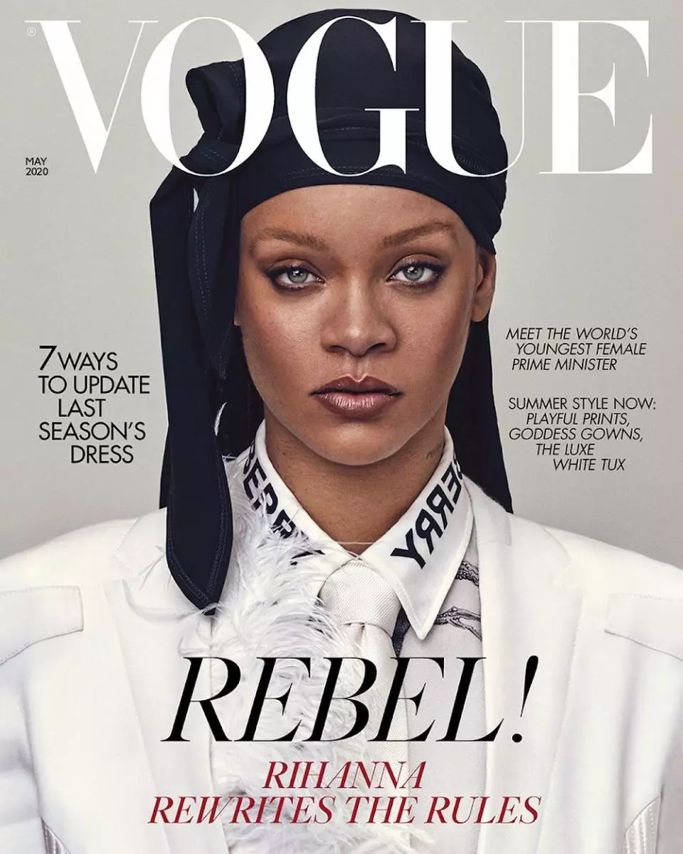 Rihanna alifanya nyota katika kikao cha picha kwa Vogue na aliiambia kuhusu albamu ya tisa 97556_1