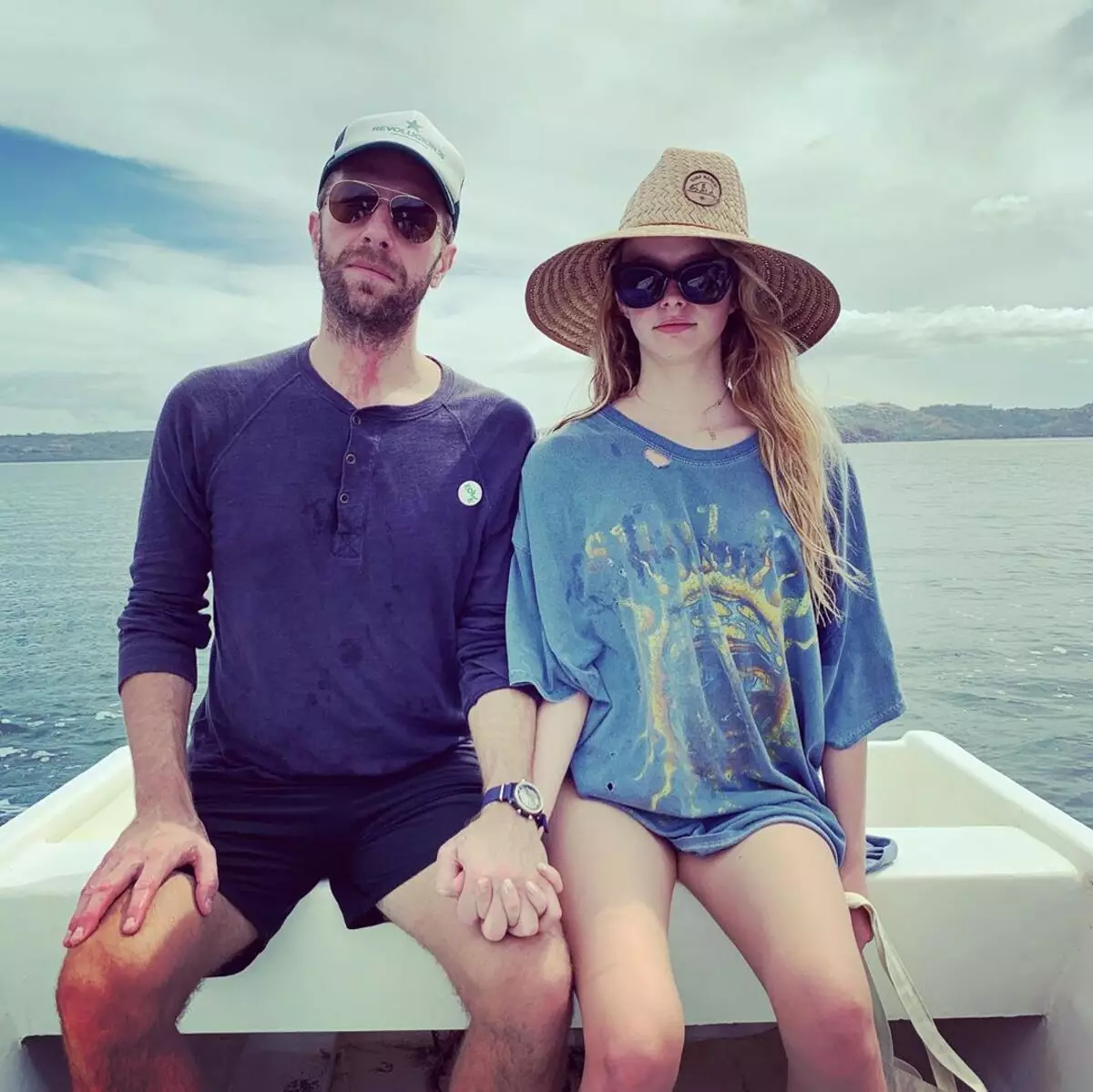 Φιλική οικογένεια: Ο Gwyneth Paltrow έδειξε τη συνολική φωτογραφία με τον πρώην σύζυγο και τον σύζυγο 97618_2
