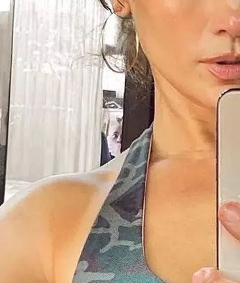 Jennifer Lopez opgewonden fans van angstaanjagende selfie 97746_1